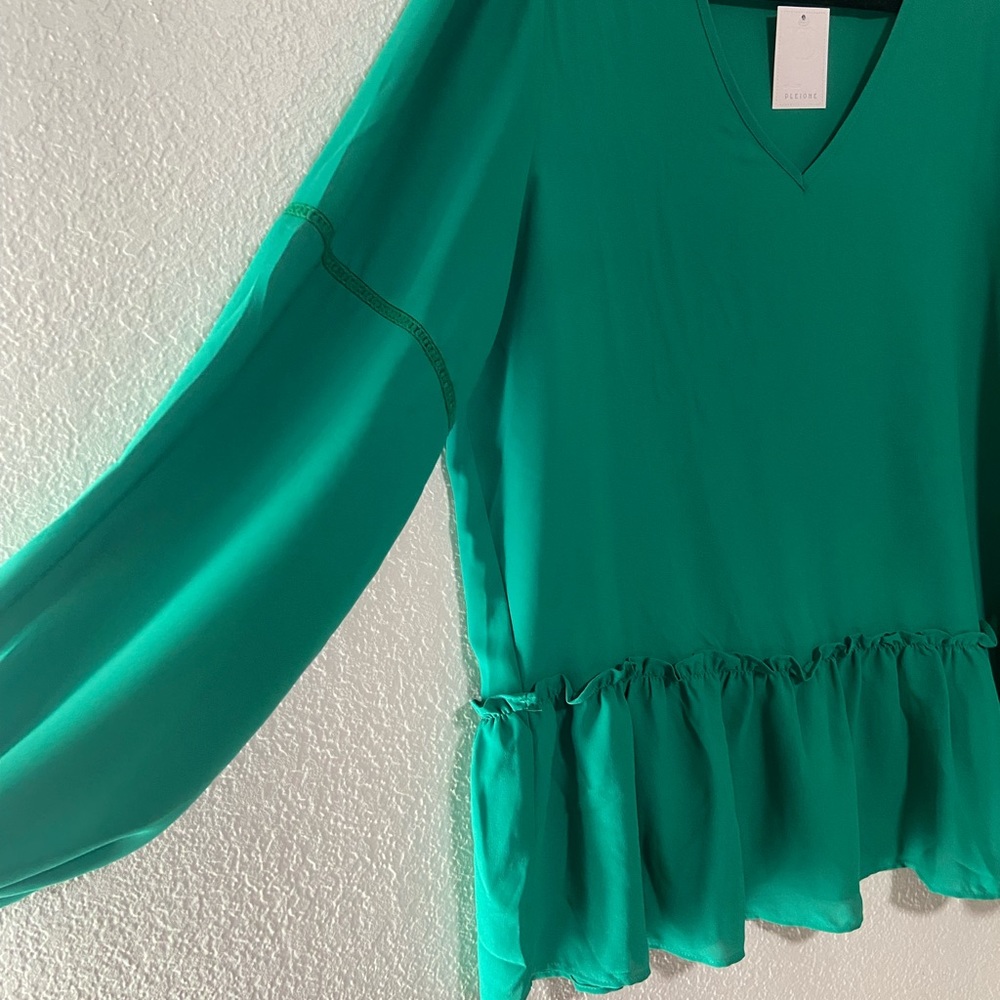 Pleione Blouse - Picture 2 of 2